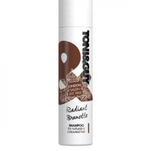 Цвет волос для бледной кожи и голубых глаз. Идеальный цвет волос для голубых глаз: как выбрать