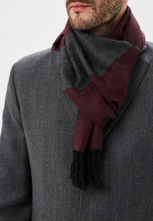 Как носить шарф трубу с пальто. Особенности