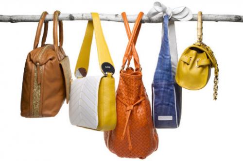 Что должно быть в сумке у девушки подростка список. 10 мелочей, которые каждая девушка должна иметь в своей сумке