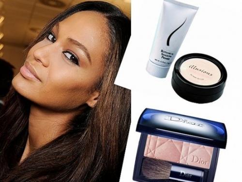 Макияж для брюнетки с голубыми глазами и светлой кожей. Секрет четвертый – правильный макияж глаз для брюнеточек