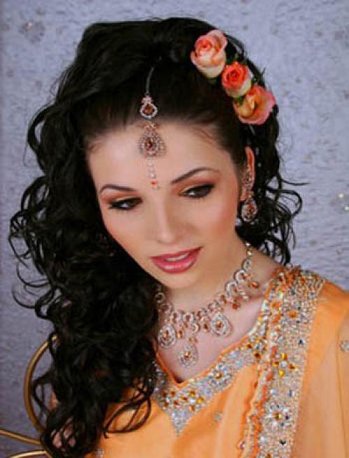 Прически для индийских танцев и танца живота