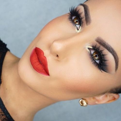 Итальянский макияж для брюнеток. Секрет четвертый — правильный макияж глаз для брюнеточек