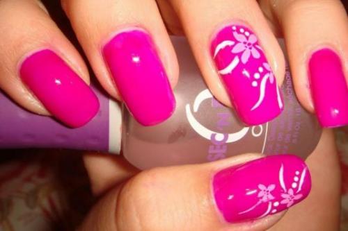 Если женщина красит ногти красным лаком. Цвет ногтей выдает ваш характер!