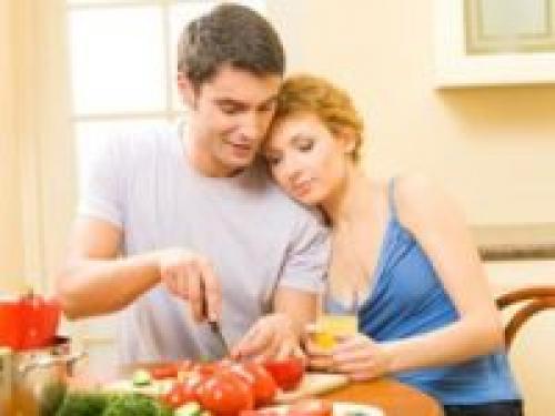 Чем можно заняться дома с девушкой. Чем заняться с девушкой? Дома, вечером, наедине..