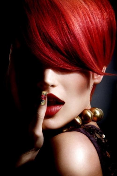 Красные волосы макияж. Красные волосы: оттенки