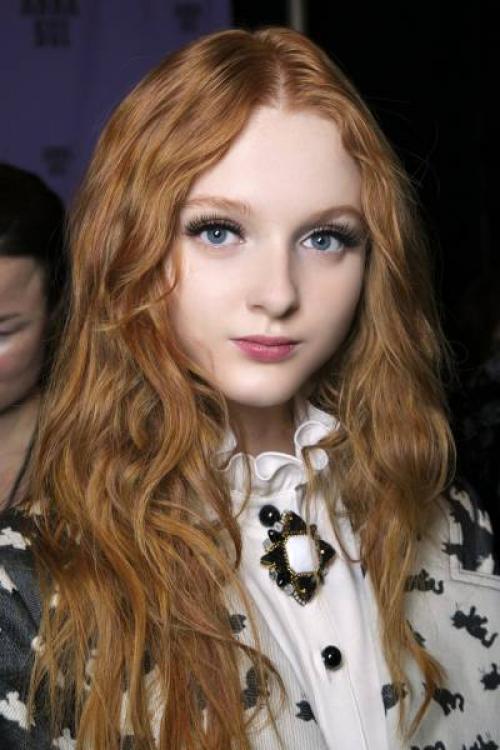 Макияж к красным волосам. Макияж для рыжих девушек