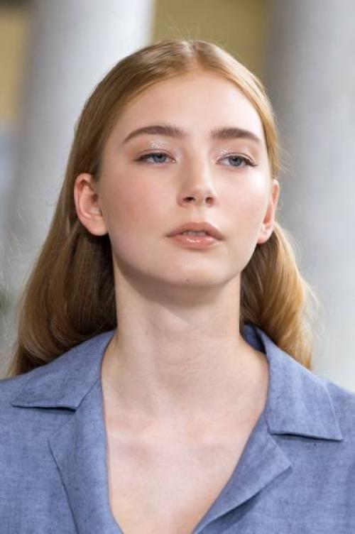 Макияж к красным волосам. Макияж для рыжих девушек