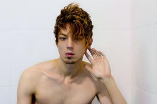 КАК азиатке стать похожей на европейку. Бразилец сделал 10 операций, чтобы стать азиатом