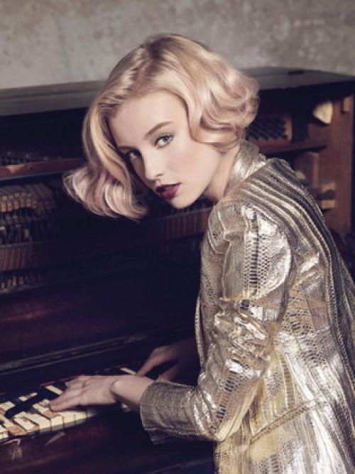 Ретро прически поэтапно. Прически в ретро-стиле на стрижку «каре» и на короткие волосы