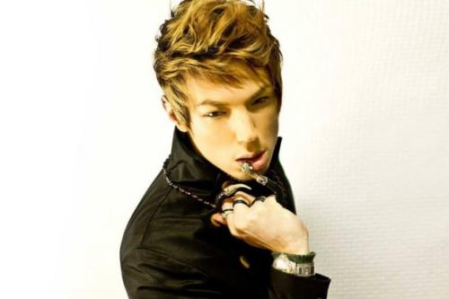 КАК азиатке стать похожей на европейку. Бразилец сделал 10 операций, чтобы стать азиатом