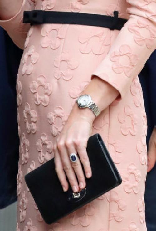 Маникюр королевских особ. Кейт Миддлтон: какой маникюр делает герцогиня?