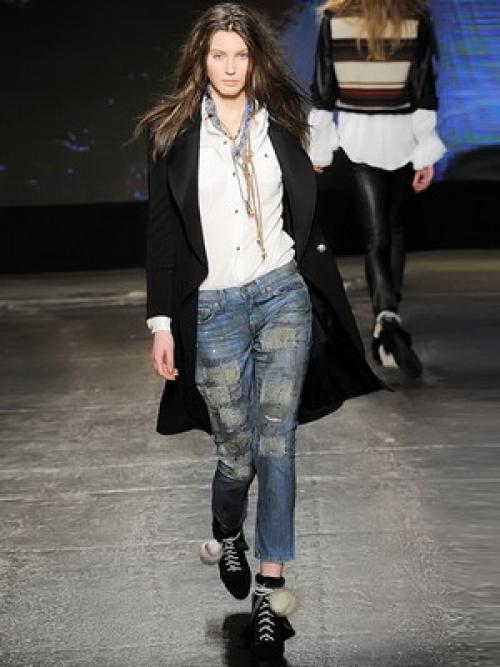 Стиль гранж макияж и прическа. Верхняя одежда в стиле «гранж»: неформальные городские образы