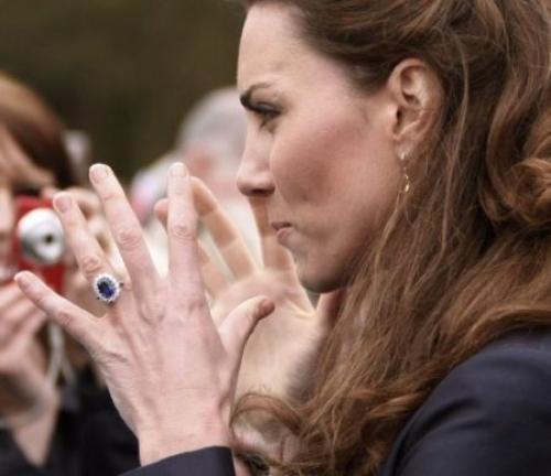 Маникюр королевских особ. Кейт Миддлтон: какой маникюр делает герцогиня?