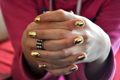 Какой маникюр подойдет под бардовое платье. Маникюр к бордовому платью 13 Какой маникюр подойдет под бардовое платье. Маникюр к бордовому платью 13