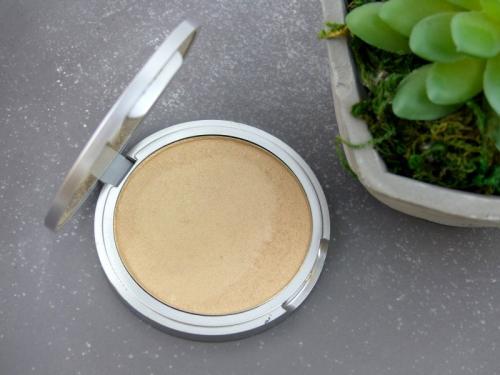 Хайлайтер на лице. Как выбрать хайлайтер для лица: как наносить, фото