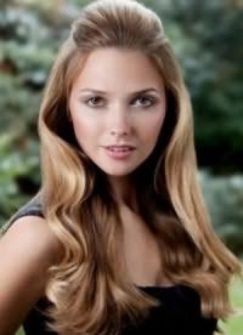 Прически 70-х годов на длинные волосы. Прически в стиле 70-х на длинные волосы