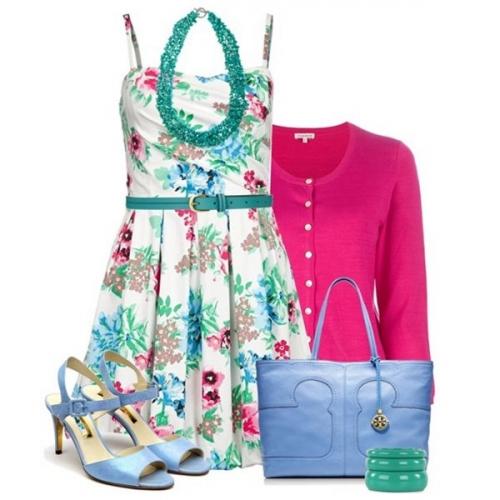 С чем носить голубые босоножки 20 С чем носить голубые босоножки 20