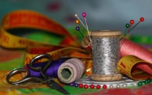 Как украсить трикотажную кофту своими руками. Как украсить свитер