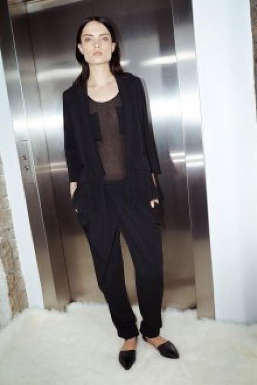 Красные балетки с острым носом. Модные балетки с острым носом