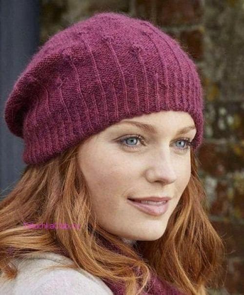 Как украсить вязаную шапку бини. Молодежный стиль