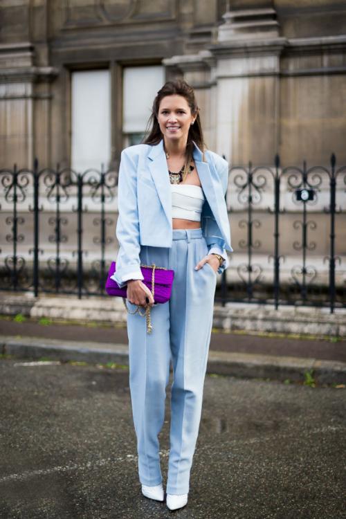 Лавандовая сумка с чем носить. С чем носить фиолетовую сумку: самые лучшие примеры