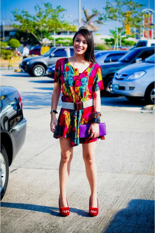 Лавандовая сумка с чем носить. С чем носить фиолетовую сумку: самые лучшие примеры