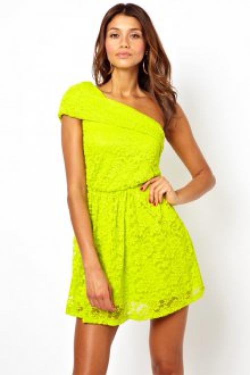 Кому идет желтый цвет в одежде. Оттенки жёлтого