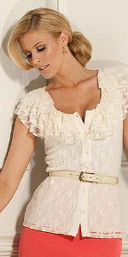 С чем носить бежевую кружевную блузку. С чем носить кружевные блузки