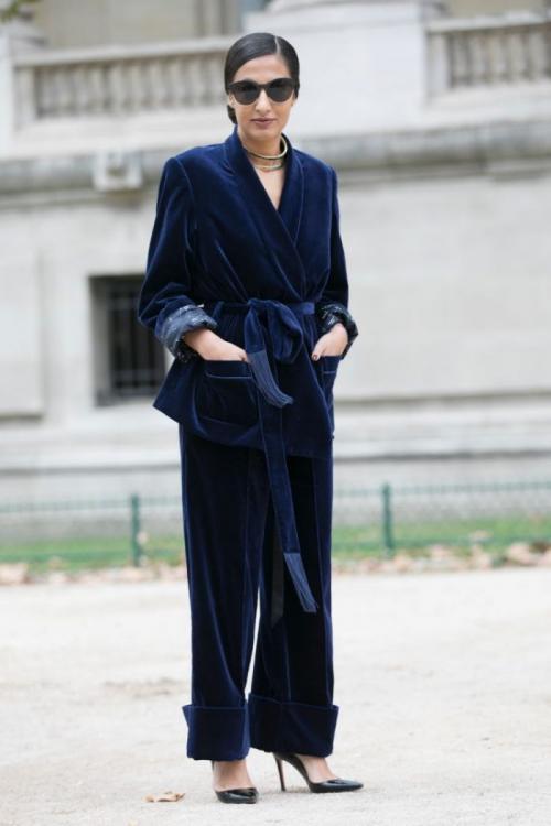 Брюки из бархата с чем носить. С чем носить бархатные брюки, чтобы покорить Fusion-мир