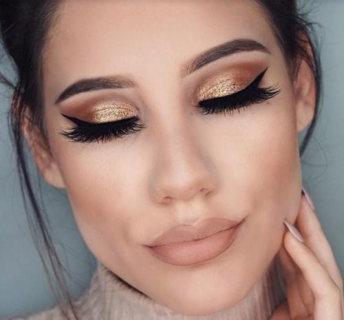 Вечерний макияж для глаз. Каким должен быть красивый вечерний макияж: особенности и пошаговые советы 19