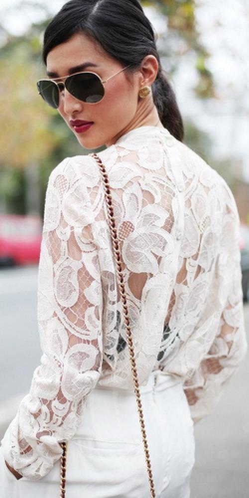 С чем носить бежевую кружевную блузку. С чем носить кружевные блузки