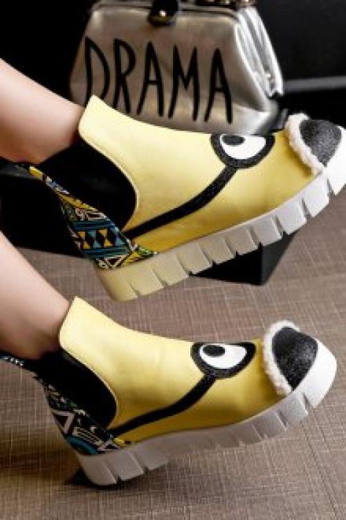 Ярко желтые ботинки. С чем можно носить желтые ботинки?