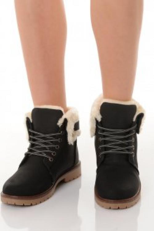 С чем носить ботинки с меховым отворотом. 
