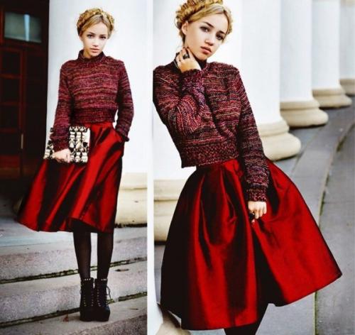 Юбка из атласной ткани. С чем и куда носить атласную юбку?