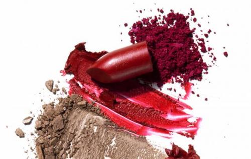 Темная помада. Как сделать помаду темнее?