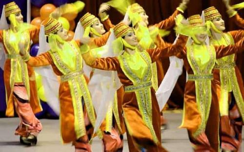 Национальный мужской казахский костюм. Казахский национальный костюм 25 Национальный мужской казахский костюм. Казахский национальный костюм 25