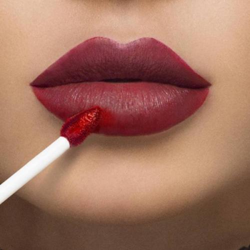 Темная помада. Как сделать помаду темнее?