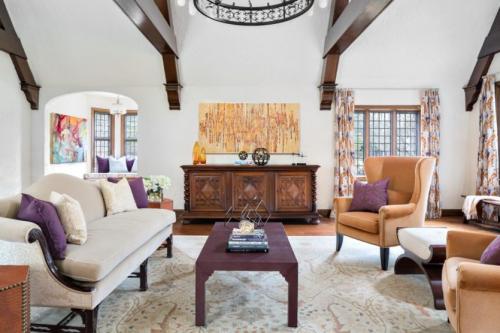 Сливовый цвет сочетание в интерьере. Сочетание фиолетового с другими цветами в интерьере