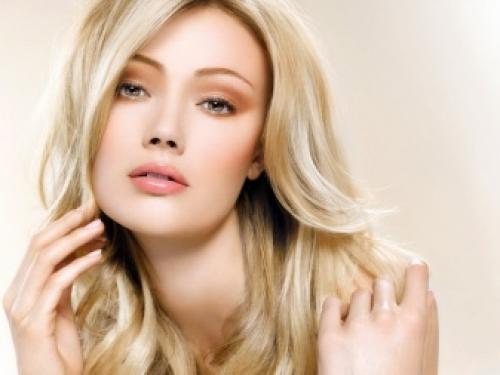 Макияж для брюнеток новогодний. #Новогодний макияж 2019: актуальные тренды 22 Макияж для брюнеток новогодний. #Новогодний макияж 2019: актуальные тренды 22