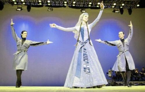 Национальный мужской казахский костюм. Казахский национальный костюм 26 Национальный мужской казахский костюм. Казахский национальный костюм 26