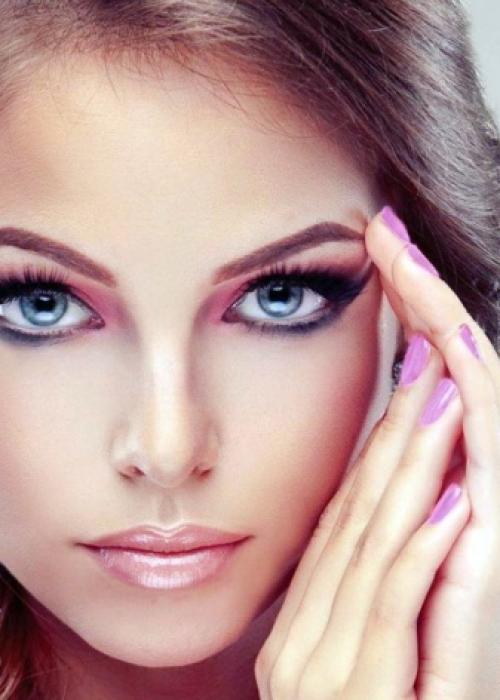 Макияж для брюнеток новогодний. #Новогодний макияж 2019: актуальные тренды 21 Макияж для брюнеток новогодний. #Новогодний макияж 2019: актуальные тренды 21