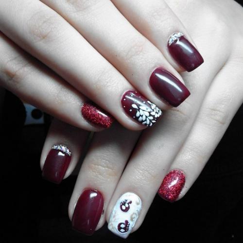 Маникюр бордо с втиркой. Матовый бордовый маникюр – модные тенденции для длинных и коротких ногтей 03 Маникюр бордо с втиркой. Матовый бордовый маникюр – модные тенденции для длинных и коротких ногтей 03
