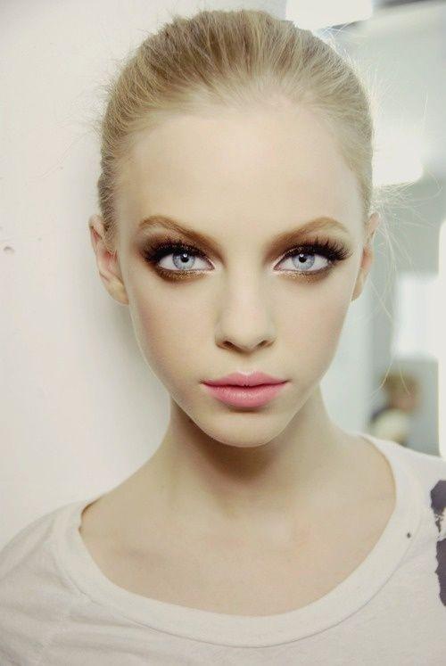 Макияж для брюнеток новогодний. #Новогодний макияж 2019: актуальные тренды