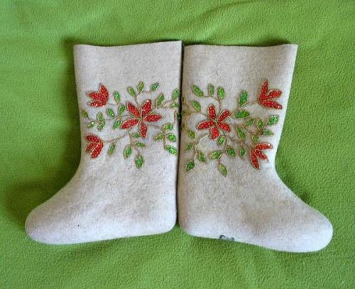 Как украсить войлочные сапоги. Как украсить обычные валенки при помощи бисера