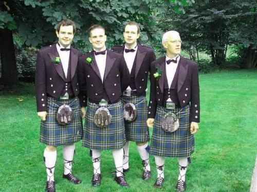 Национальный мужской казахский костюм. Казахский национальный костюм 23 Национальный мужской казахский костюм. Казахский национальный костюм 23