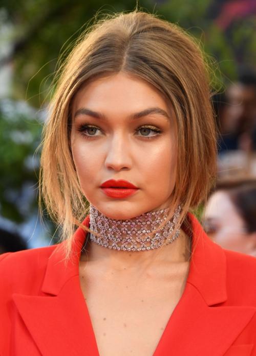 Цвет живой коралл в одежде. Все о главном цвете – 2019: история кораллового цвета