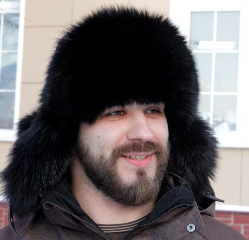 Шапки для круглого лица мужские. Как выбрать шапки по форме лица мужчине