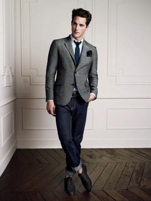 Смокинг для девушек на выпускной. Модные тенденции