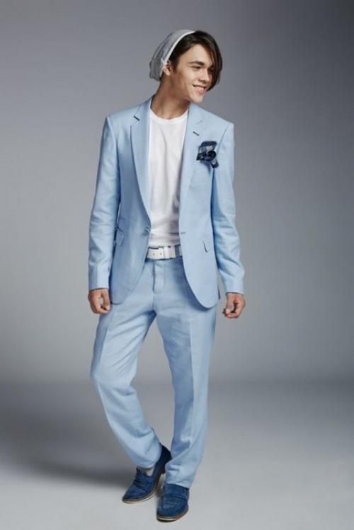 Смокинг для девушек на выпускной. Модные тенденции