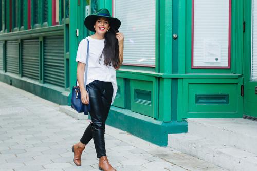 С чем носить кожаные штаны девушке. С чем носить кожаные штаны